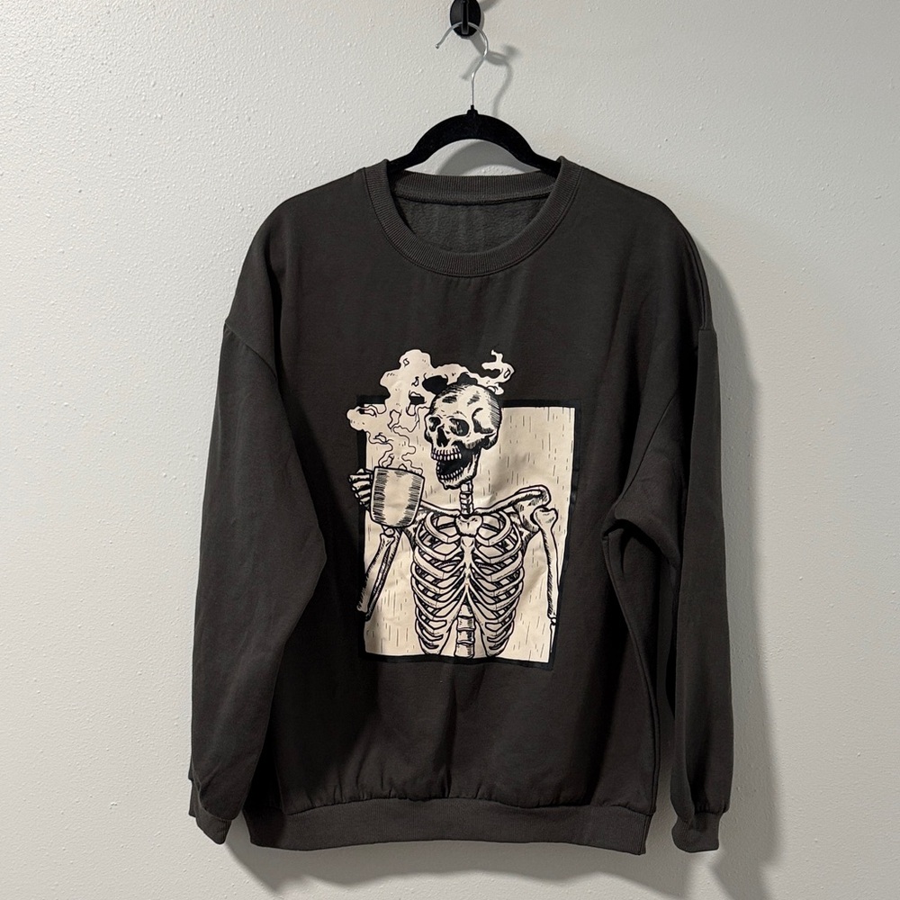 Dark Green/Gray Skeleton Drinking Coffee Graphic Sweatshirt